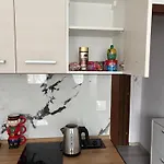公寓 7 *