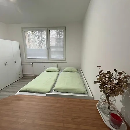 7 アパート Nové Zámky